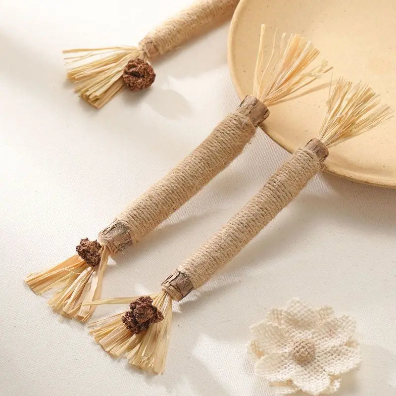 Premium Cat Chew Stick Toy, Natural Silvervine Sticks Cat Toys, Catnip Alternative Cat Chew Toys Teeth Cleaning, Matatabi Cat Treat, Edible Kitty Toys